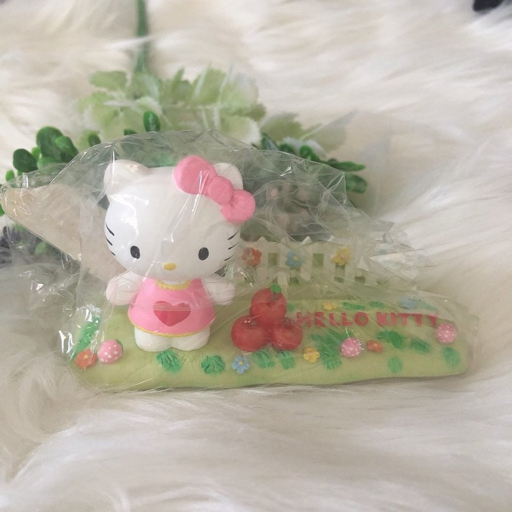 Vintage hello kitty sanrio memo clip